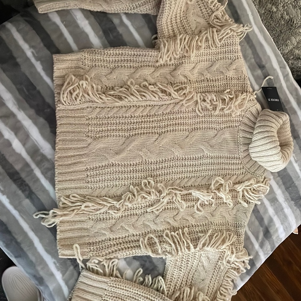 Forever 21 sweater